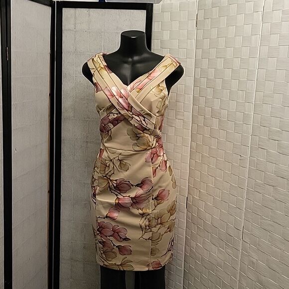 BRAND NEW ALEXA B NITES SLEEVELESS CRISSCROSS V-NECK DESIGN FLORAL SHEATH DRESS - Picture 2 of 12